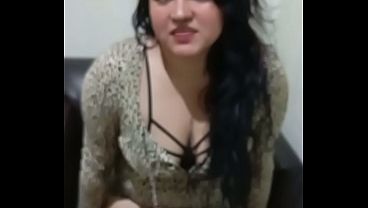 Se cogen duro con creampie a puta tatuada pide verga por el culo y la boca 