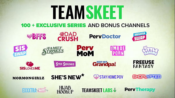 Play MP4 - my stepmom handles my cock on the morning