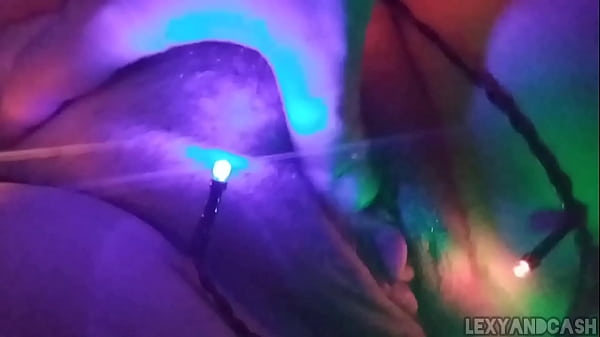 Play MP4 - LexyAndCash Fucking In Christmas Lights Part 1