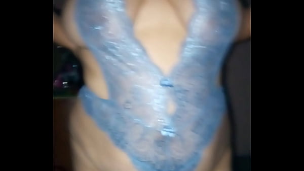 Play MP4 - Esposa tetona