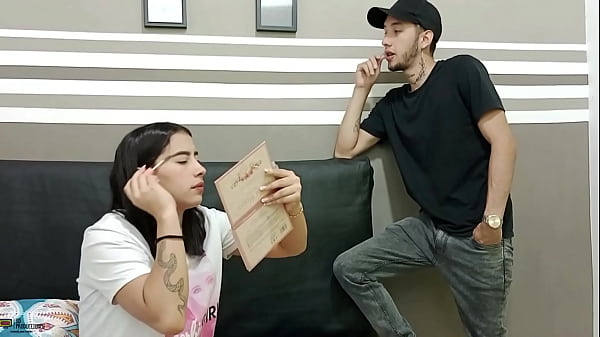 Folle A Mi Cachonda Hermanastra Antes De Ir A Estudiar Y Le Deje El Co&ntilde;o Goteando Semen thumbnail