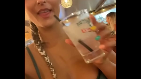 Nonton Bon Samedi Soir Les Amours thumbnail