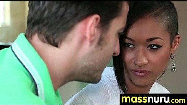 Nonton Happy Ending Massage 23 thumbnail