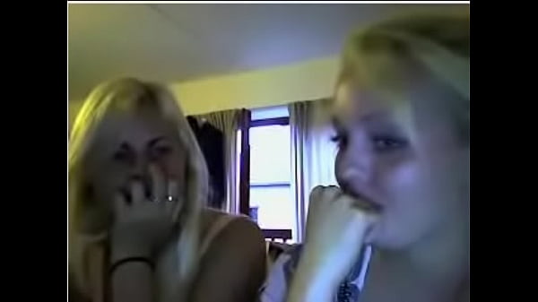 Play MP4 - Webcam Girls