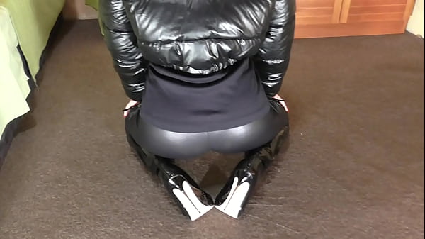 Black Shiny Leggings thumbnail