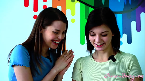 Play MP4 - Fun and Hot Make Out Challenge with Nessie