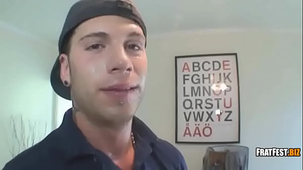 Fucking at the Frat House Party 