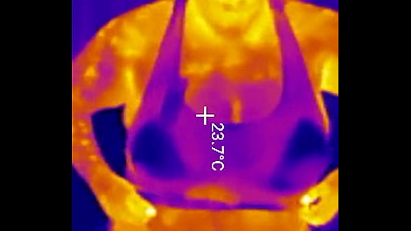 Sports Bra Try-On, Boob Bounce Tests, Naked Twerk Tease THERMAL POV (4K Portrait) 