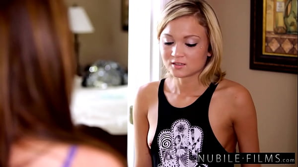 Play MP4 - Hot Lesbian Fuck With Petite Brunette and Roommate Dakota Skye - S10&colon;E8