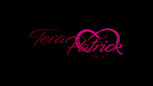 Nonton Blonde Lacie Heart So Knows How To Please Sexy Tera Patrick's Pussy! thumbnail