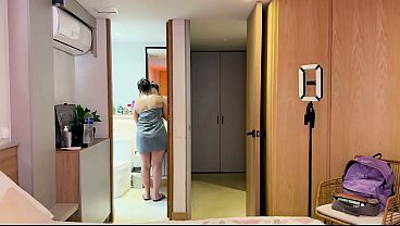 Nonton I Masturbate On The Sly Of My Latina Milf Stepmom While She Changes Her Panties In The Bathroom At Home! thumbnail