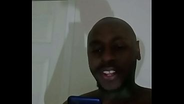 A slideshow of my favorite selfie with guitar photos for free 