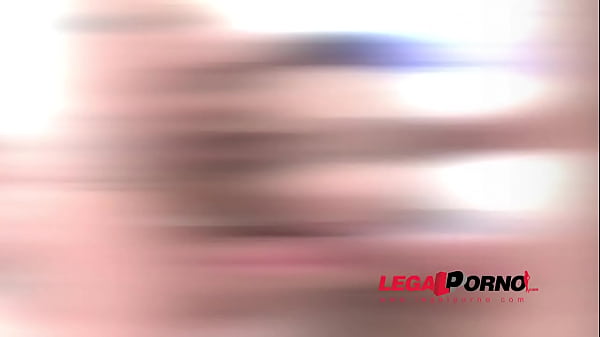 Play MP4 - Big butt sluts Chrissy Fox & Alex Black anal 4some with intense DP SZ830