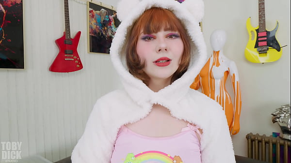 Nonton Vaping Dick Sucking Cutie Spanked Hard So She Eats Ass thumbnail