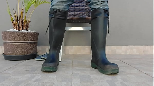 COLOCANDO MINHA BOTA DE TRABALHO - ECOBOOTS 