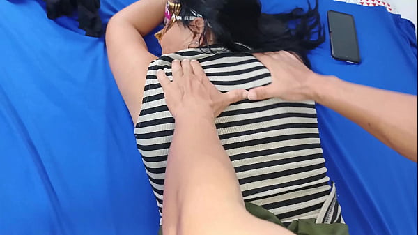 Stepsister! Let me fuck your ass... how delicious she fucks.