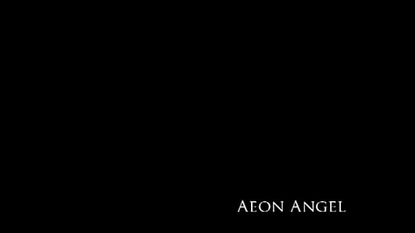 Nonton Aeon Angel Masturbates For The Camera As An Amateur thumbnail