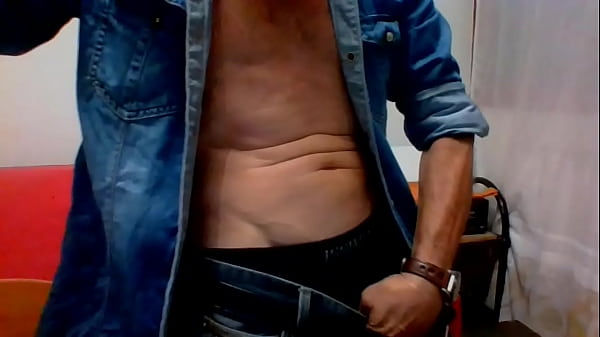 Play MP4 - Aiutami a cambiare i jeans