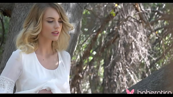 Play MP4 - Solo aroused blonde  teaser&comma; Blake Eden is masturbating in 4k