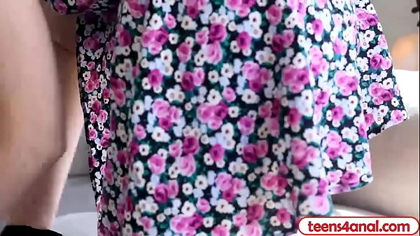 Play MP4 - Virgin teen girlfriend gives up her ass to her boyfriend