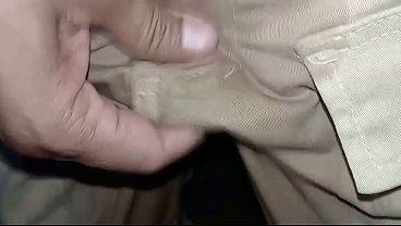Pa&ntilde;al de tela orinado qu&eacute; rica sensaci&oacute;n 