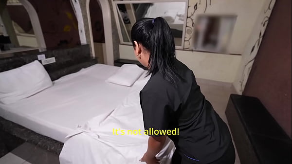 Play MP4 - Bellattrix dirty little secret&colon; The descent of a hotel maid