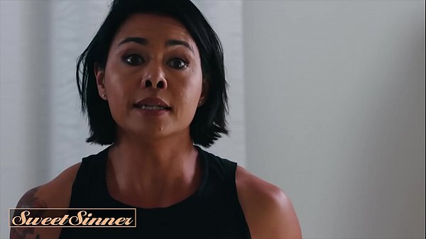 Play MP4 - Asian milf &lpar;Dana Vespoli&rpar; rides inked stud &lpar;Small Hands&rpar; - Sweet Sinner