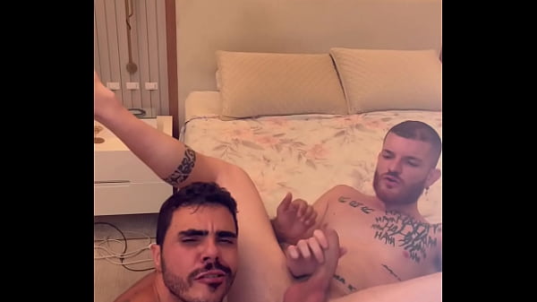 Carmona E Marcelo Debian Os Agroboys Numa Brotheragem Quente thumbnail