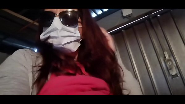 Nicoletta takes_r on herneighbor and pisses in_his garage Special Covid19 Italian quarantine