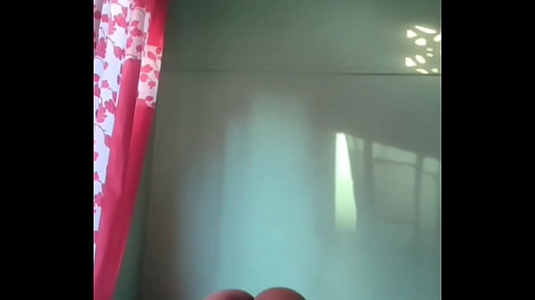 Indian girl having sex affair with foreigner while her husband is abroad