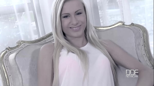 Romanian fetish queen smokes cigarettes during naked foot tease