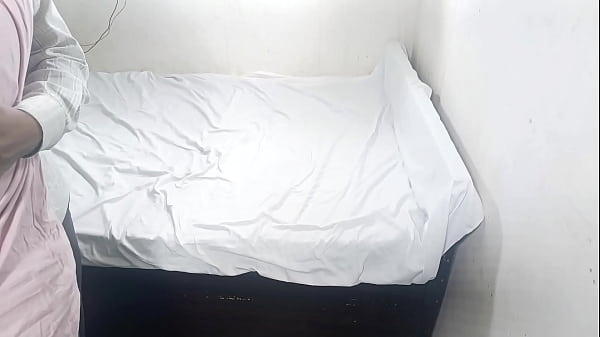 Nonton Fucked Friend's Stepdaughter On His Cock And Fucked Her Tight Pussy thumbnail