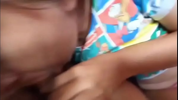 Play MP4 - ESTABA SOLA EN CASA MIRANDO SUS CARICATURAS &lpar;escucha como le digo para jugar&rpar; LE TERMINE AFUERA PARA QUE NO QUEDE EMBARAZADA PERO ELLA QUIERE SEGUIR