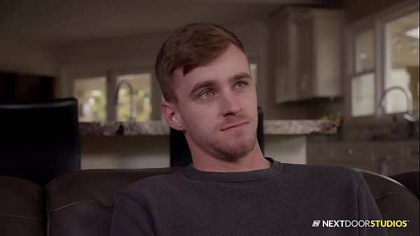 Roman Todd Uses A Massage To Seduce Young Friend 