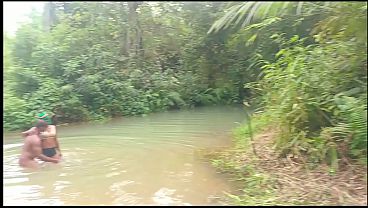 Nonton Amateur Sex Addicted Pornstar Fuck Queen Mary In Hardcore River Side thumbnail