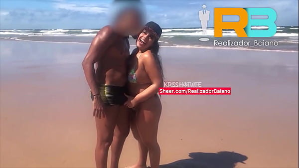 Play MP4 - brazillian bull&comma; Encontro inesperado na praia do Realizador Baiano com kriss hotwife e marido corno em salvador&comma; acabou com muita pega&ccedil;&atilde;o e exibicionismo registrado nas lentes do cuckold&period; Swing&comma; Menage&comma; Gang