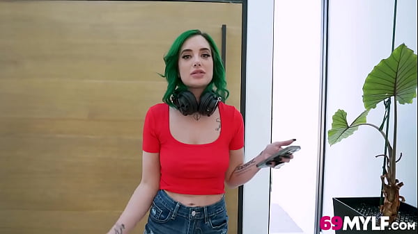 Gia Paige Tryto Fit_for the_Job