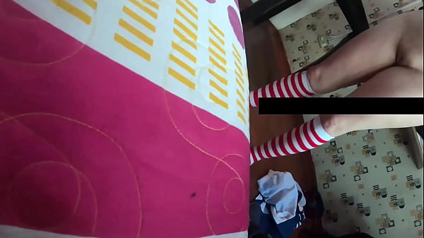 Play MP4 - Mi marido exige una videollamada donde me folle su hijastro al menos una vez al mes