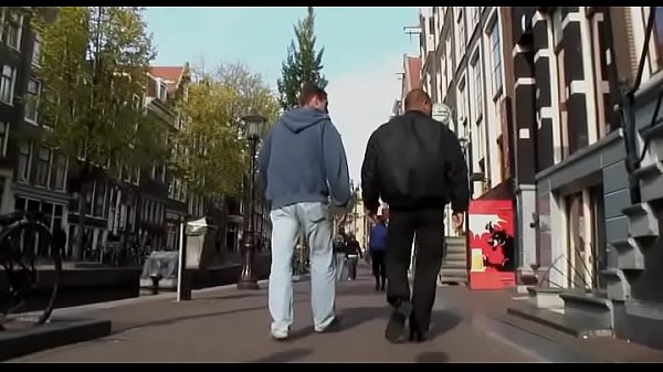 Nonton Diminutive Tit Babe Rides A Big Dick thumbnail