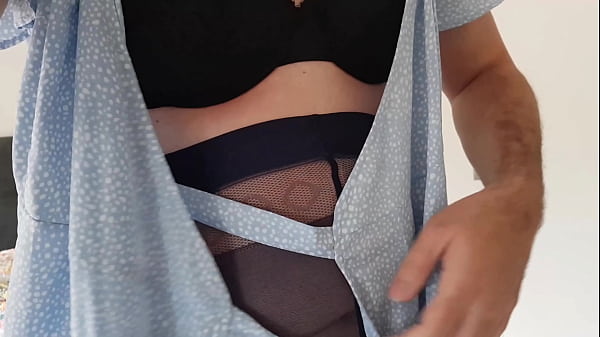 Sexy Dani Leg in Blue Pattered Pantyhose