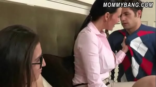 Nerdy_teen April Oneiland Vanilla Deville hotthreesome