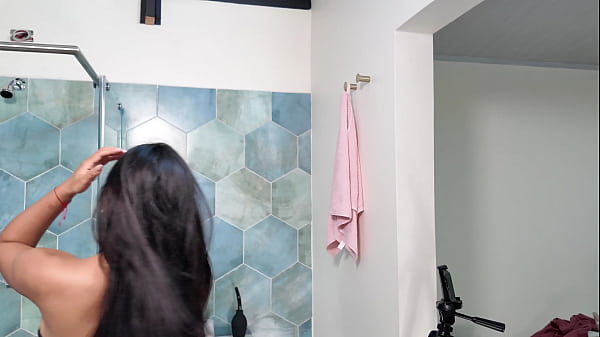 Nonton Mishell Gomez Recibe Creampie En Ba&ntilde;o De Hotel thumbnail