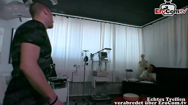 Play MP4 - Deutsche &Auml;rztin stief Mutter verf&uuml;hrt ihren eigenen Sohn