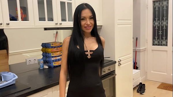 Play MP4 - Perfect Russian pussy get destroy by Spanish dick