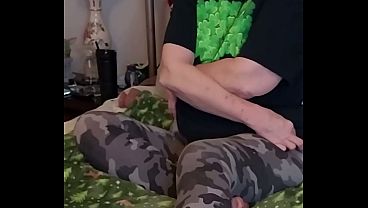 Nonton Watch This Sexy Mature Bbw Fuck Herself In The Ass With Her Huge Dildo! thumbnail