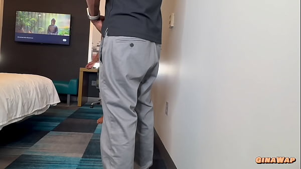 Busty porn actress begs to fuck big dick delivery guy 