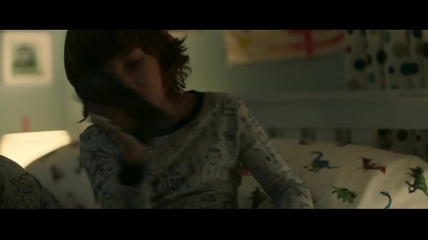 O nome dessa novinha é_racnirbmev