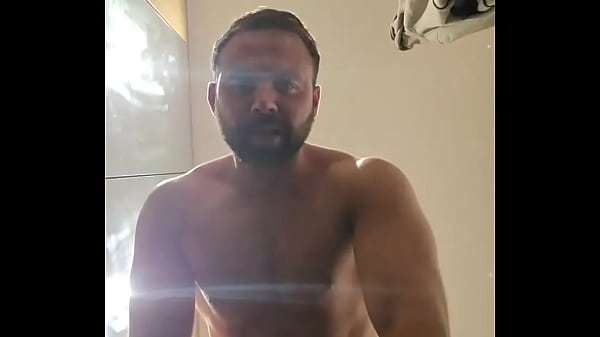 Going through my camera roll and i find this volume up i have no retaliation who i sent this to and why 