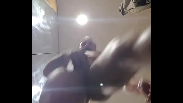 Going through my camera roll and i find this volume up i have no retaliation who i sent this to and why 