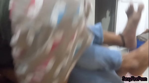 Play MP4 - Cuddling before sex